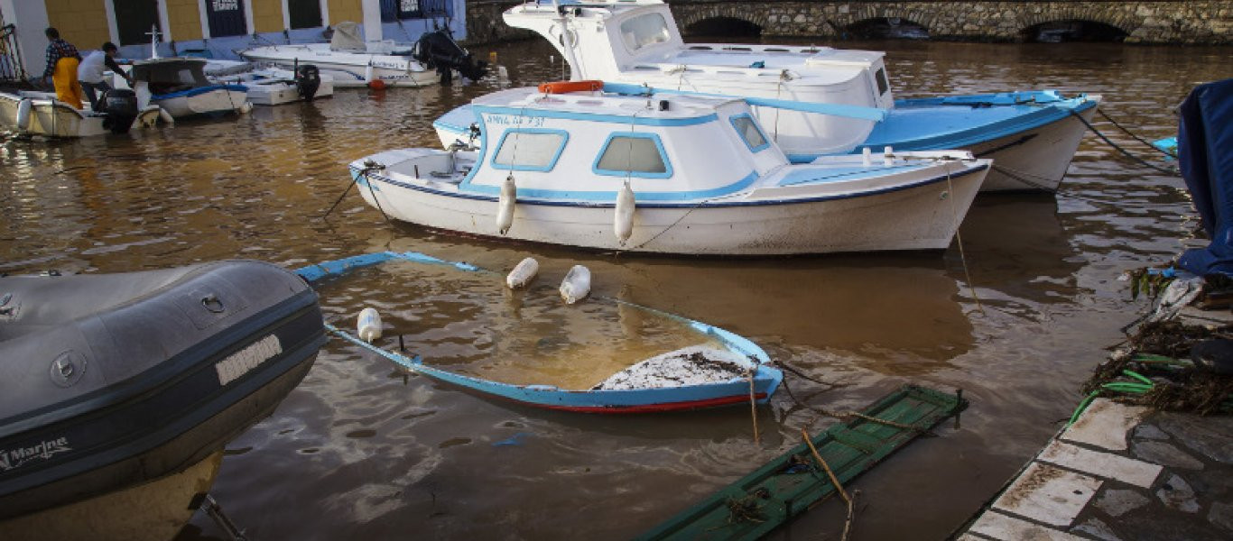 Σε κατάσταση έκτακτου ανάγκης η Σύμη - Τι λένε οι κάτοικοι (φωτό)